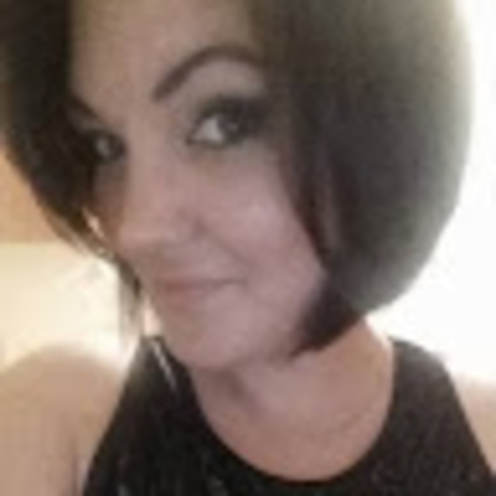 Meet your Posher, Cynthia